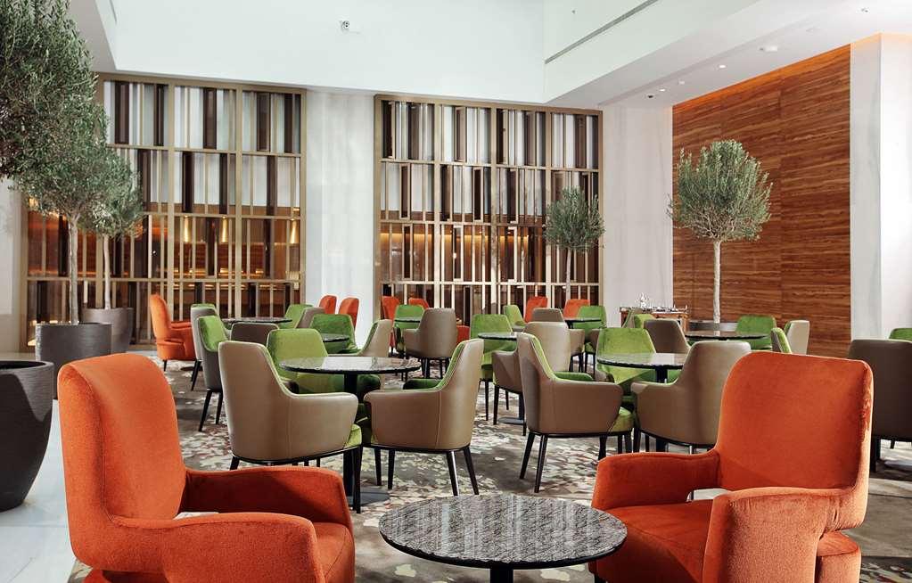 Grand Cosmopolitan Hotel Dubaj Restaurace fotografie